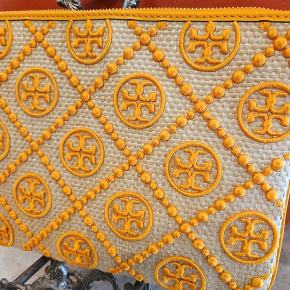 NWOT Tory Burch Orange Citrine T Monogram Embroidered Straw Clutch Purse - Picture 9 of 10
